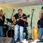人気ハワイアンバンド「PALI（パリ）」がアラモアナ・ホテルでライブ