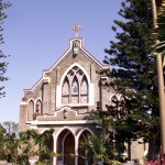ホーリーロザリー教会
