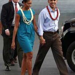 オバマ大統領一家がハワイ到着